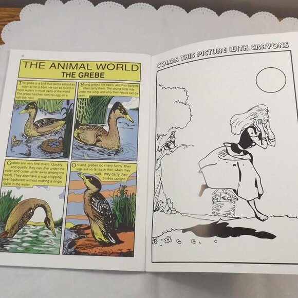 The Pearl Princess, Classics Illustrated Junior Comic Book, No. 570 - Picture 2 of 10